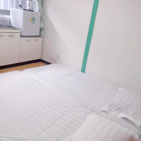 花月荘 Appartement Osaka Buitenkant foto